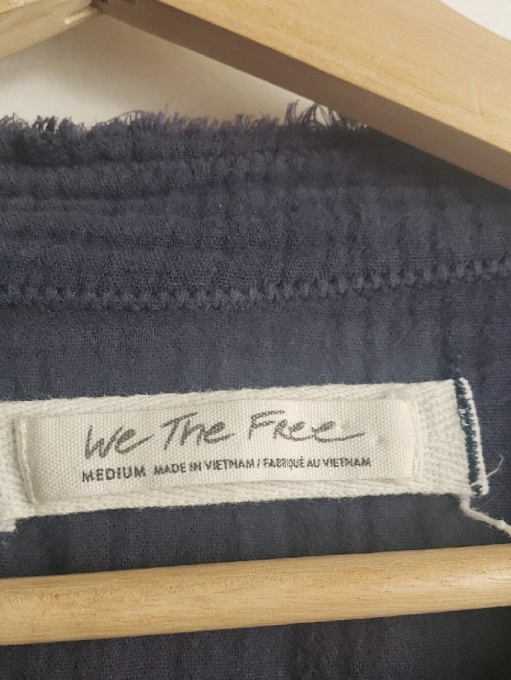 We The Free Summer Daydream Buttondown Medium in Navy - Picture 3 of 5